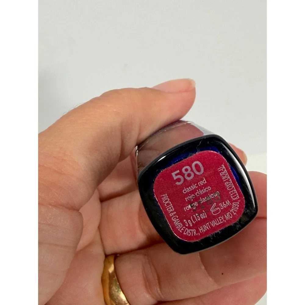 CoverGirl Continuous Color Lipstick 580 Classic Red 3g 0.13oz Old formula discon